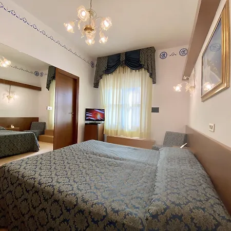 Florida Otel 4*